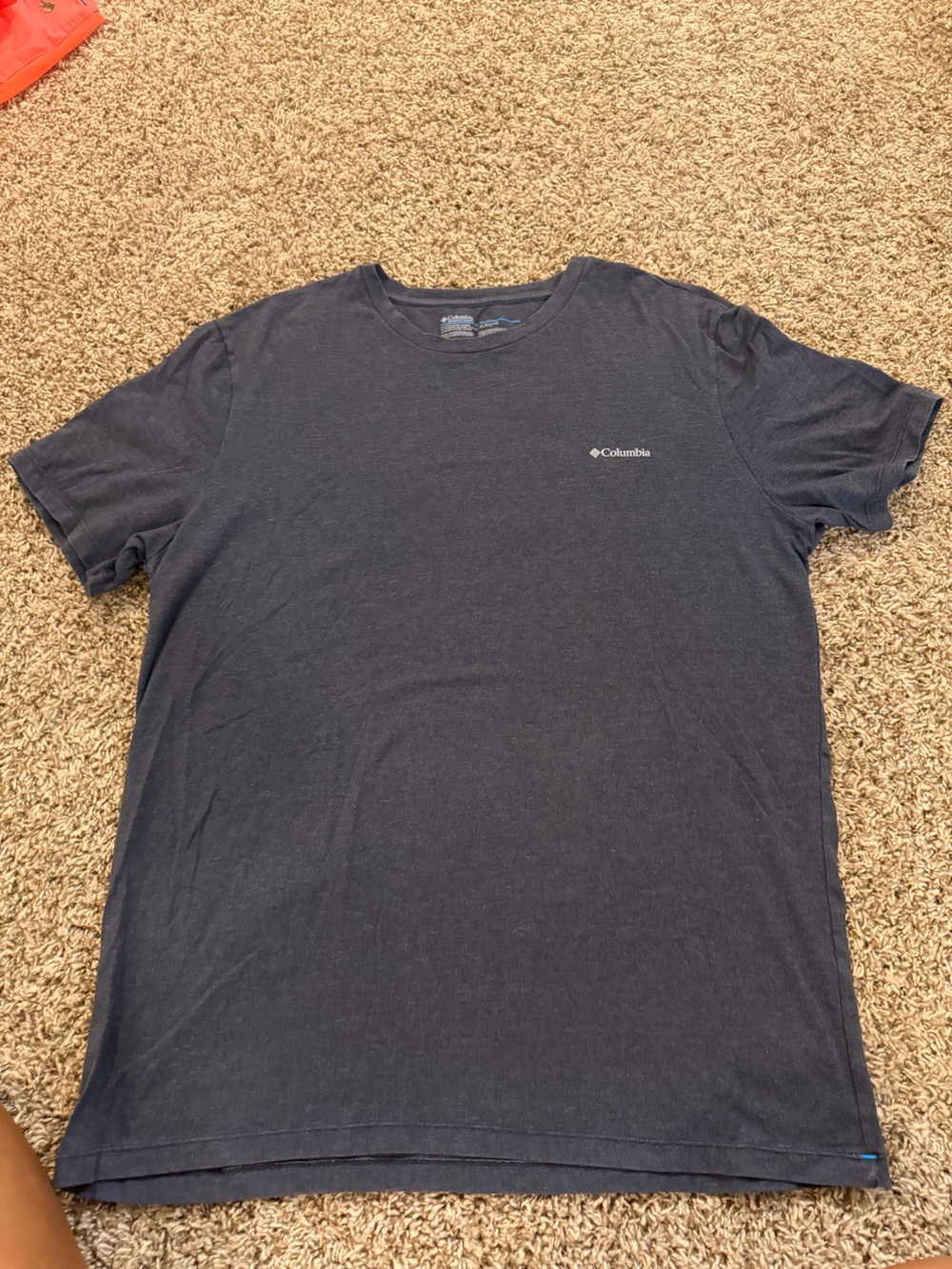 Columbia Men’s Short-Sleeve Crewneck T-Shirt in Navy Blue